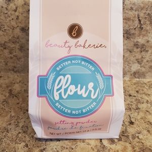 Beauty Bakerie Setting Powder NEW